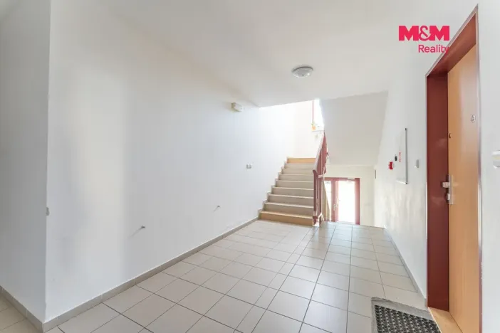 Prodej bytu 4+kk, Kosmonosy, Zahradní, 100 m2