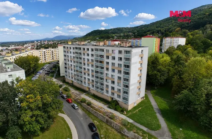 Prodej bytu 4+1, Krupka - Maršov, Karla Čapka, 93 m2
