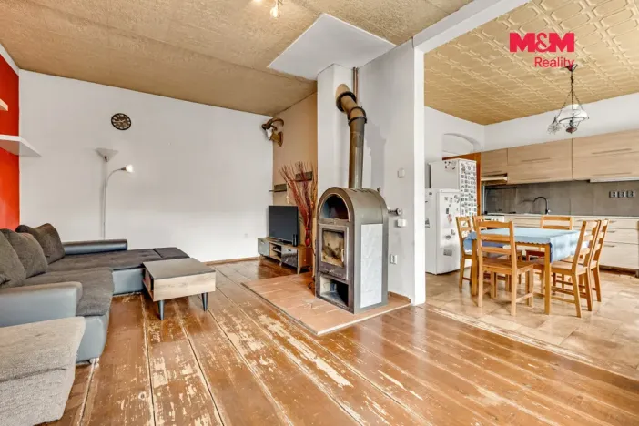 Prodej rodinného domu, Králův Dvůr - Počaply, nám. 1. máje, 155 m2