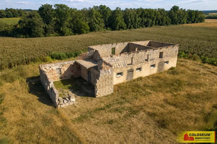 Prodej komerčního pozemku, Hrušovany nad Jevišovkou, 210 m2