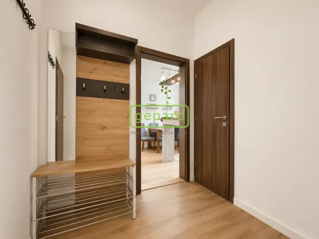 Prodej bytu 4+1, Karlovy Vary, Mattoniho nábřeží, 89 m2