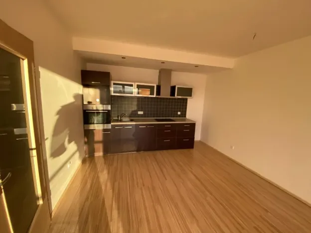 Pronájem bytu 2+kk, Pardubice - Polabiny, Labský Palouk, 62 m2