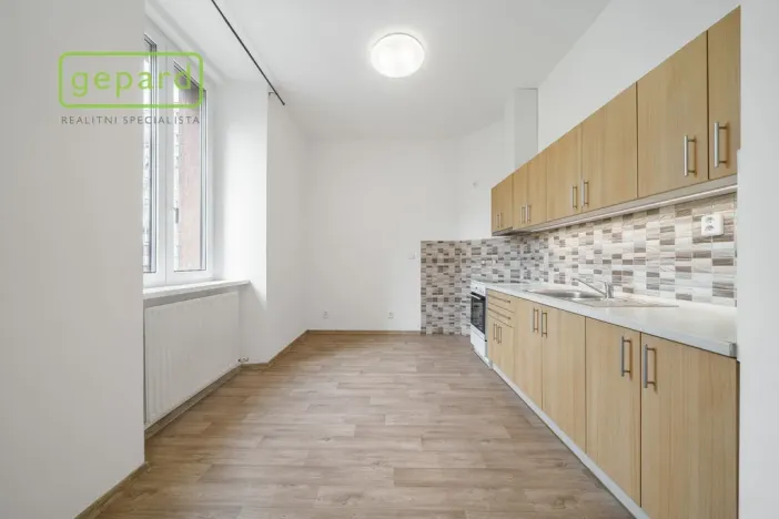 Pronájem bytu 2+kk, Sokolov, Křížová, 58 m2