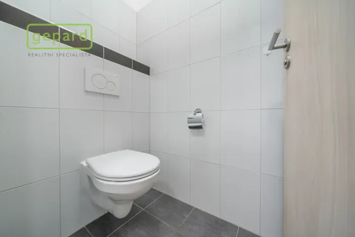 Pronájem bytu 2+kk, Sokolov, Křížová, 58 m2