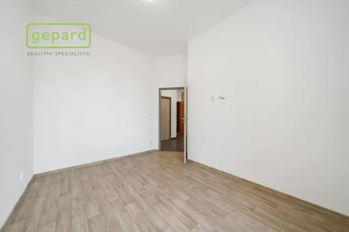 Pronájem bytu 2+kk, Sokolov, Křížová, 58 m2