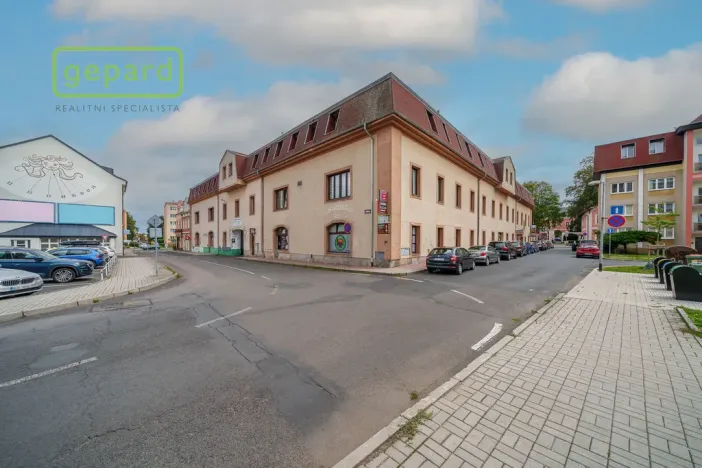 Pronájem bytu 2+kk, Sokolov, Křížová, 58 m2