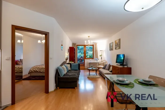 Prodej bytu 2+kk, Praha - Břevnov, Šlikova, 63 m2