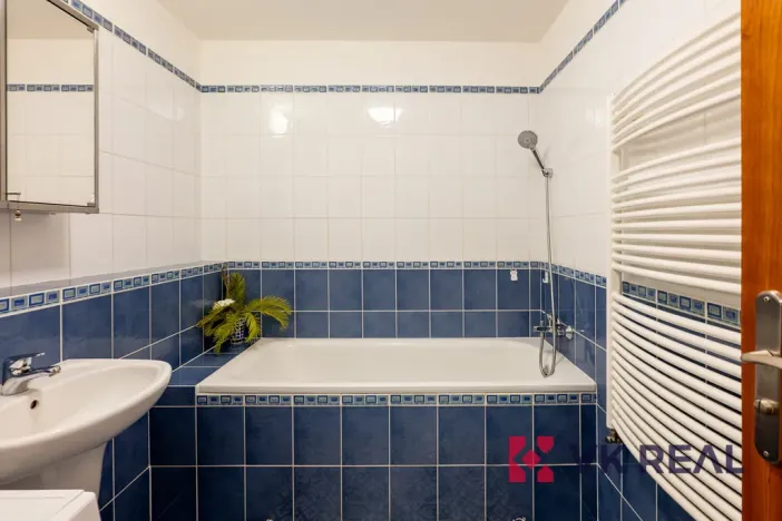 Prodej bytu 2+kk, Praha - Břevnov, Šlikova, 63 m2