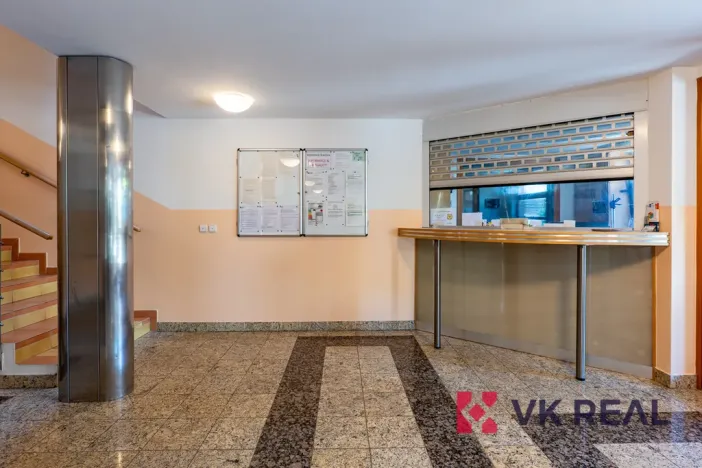 Prodej bytu 2+kk, Praha - Břevnov, Šlikova, 63 m2
