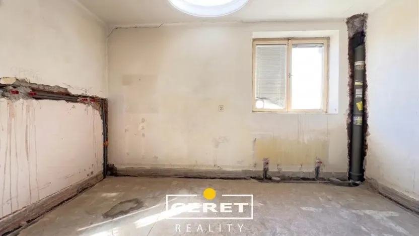 Prodej komerční nemovitosti, Žatec, nám. Prokopa Malého, 650 m2