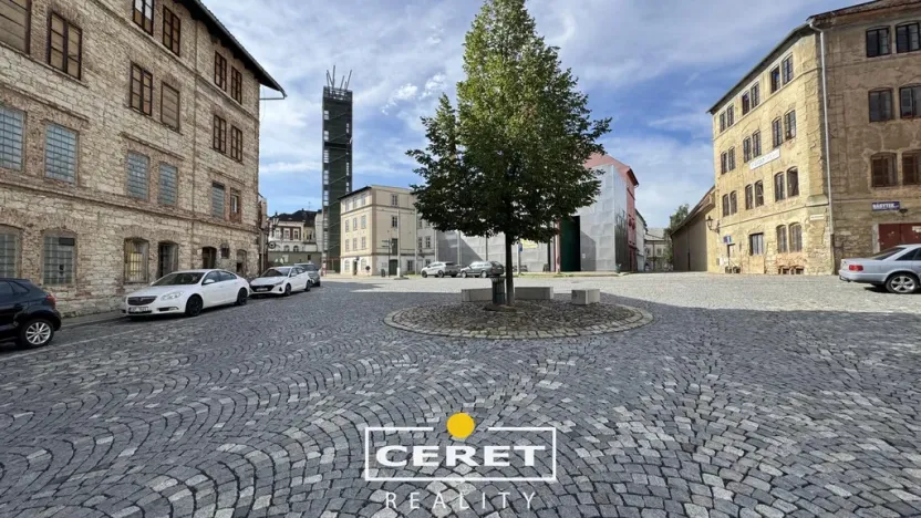 Prodej komerční nemovitosti, Žatec, nám. Prokopa Malého, 650 m2