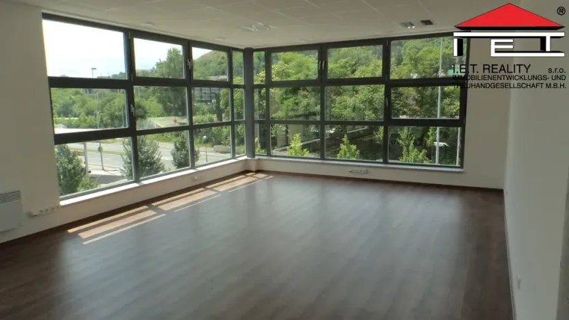 Pronájem kanceláře, Praha - Smíchov, Strakonická, 53 m2