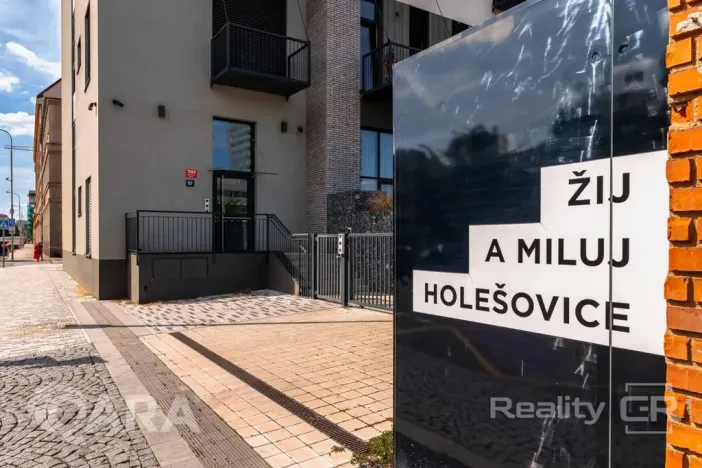 Prodej bytu 2+kk, Praha - Holešovice, Tusarova, 43 m2
