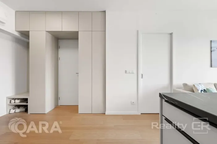 Prodej bytu 2+kk, Praha - Holešovice, Tusarova, 43 m2
