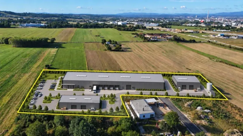 Prodej komerčního pozemku, Hůry, Pod Strání, 11525 m2