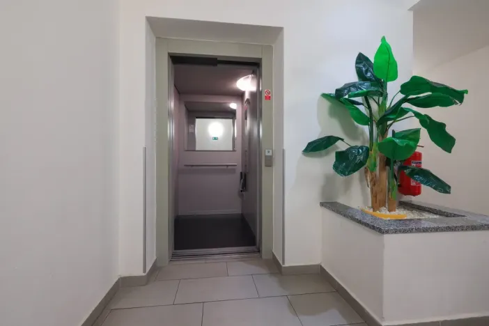 Pronájem bytu 2+kk, Plzeň, U Borských kasáren, 52 m2