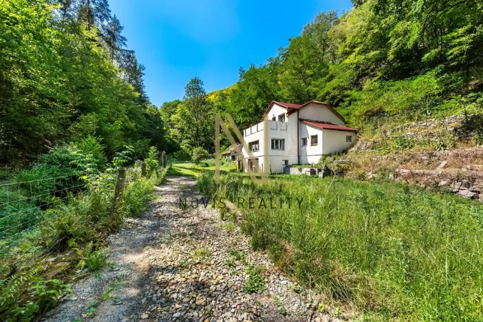 Prodej rodinného domu, Milešov - Přední Chlum, 212 m2