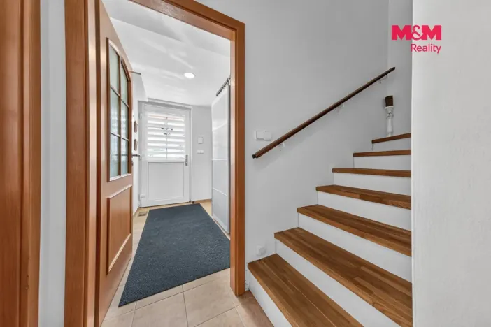 Prodej rodinného domu, Líbeznice, Ve Dvoře, 104 m2