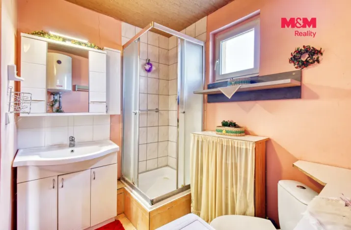 Prodej chaty, Chbany - Vadkovice, 82 m2