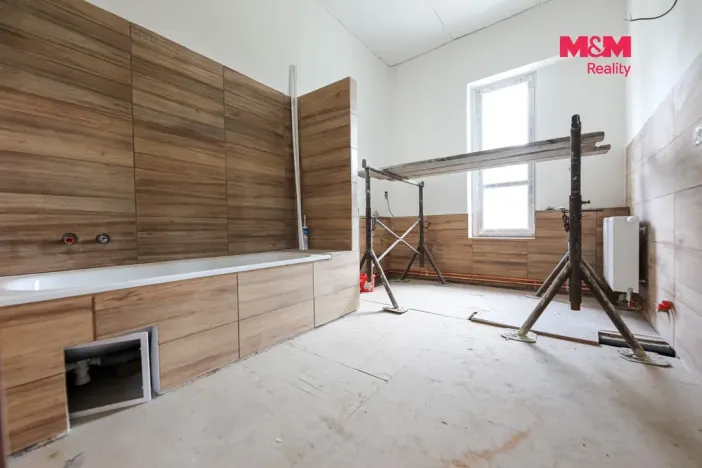 Prodej obchodního prostoru, Černošín, 1100 m2