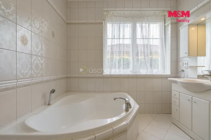 Prodej rodinného domu, Karlovy Vary - Tašovice, U Ohře, 540 m2