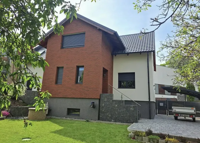 Pronájem rodinného domu, Praha - Nebušice, V uličkách, 166 m2