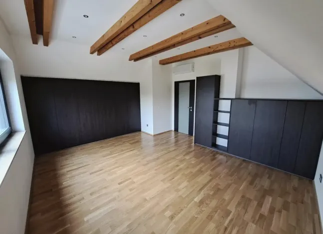 Pronájem rodinného domu, Praha - Nebušice, V uličkách, 166 m2