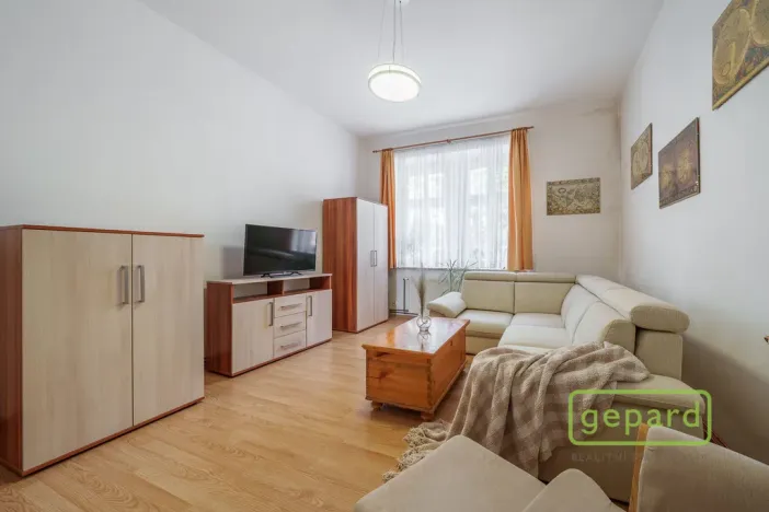 Prodej bytu 1+1, Karlovy Vary, Závodu míru, 37 m2
