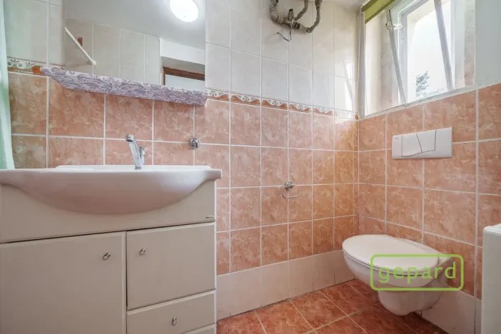 Prodej bytu 1+1, Karlovy Vary, Závodu míru, 37 m2