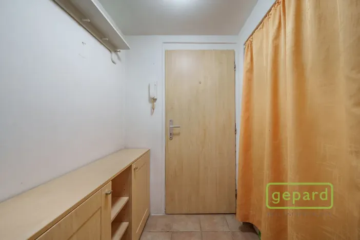 Prodej bytu 1+1, Karlovy Vary, Závodu míru, 37 m2