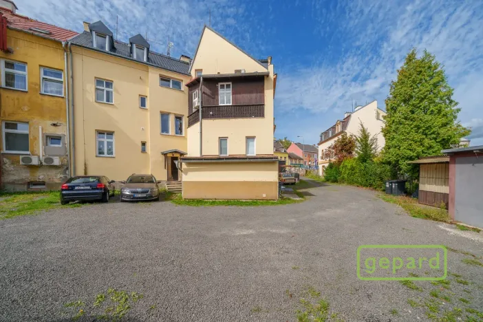 Prodej bytu 1+1, Karlovy Vary, Závodu míru, 37 m2
