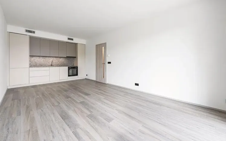 Pronájem bytu 2+kk, Praha - Hlubočepy, Slivenecká, 37 m2