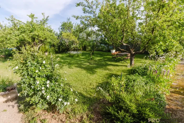 Prodej rodinného domu, Katov, 200 m2