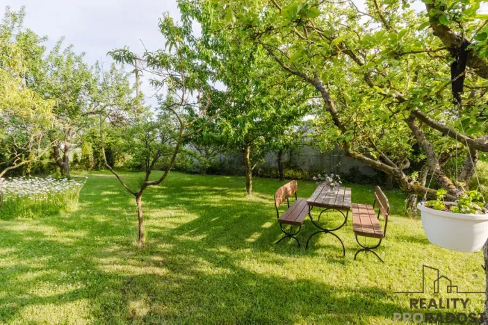 Prodej rodinného domu, Katov, 200 m2