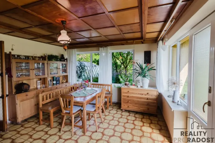Prodej rodinného domu, Katov, 200 m2