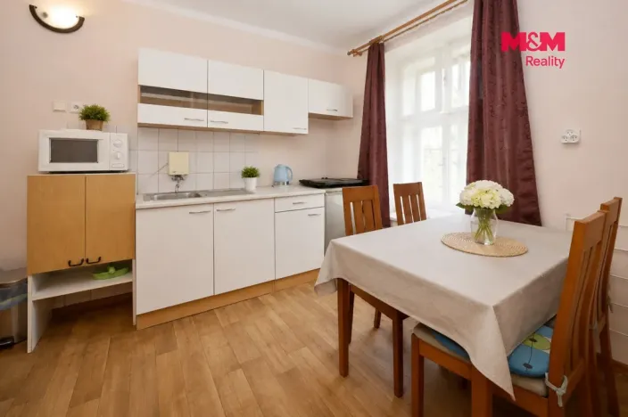 Prodej rodinného domu, Květinov, 137 m2