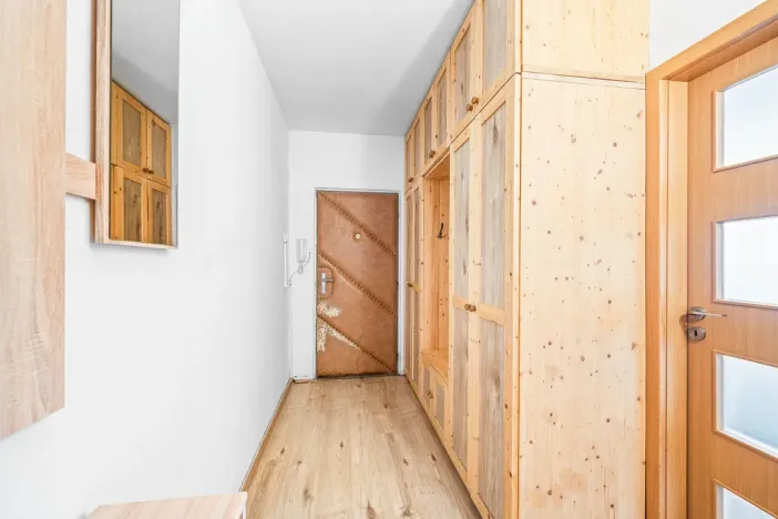 Prodej bytu 3+1, Planá, Zahradní, 70 m2