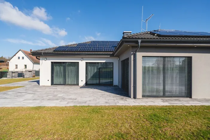 Prodej rodinného domu, Líšťany, 115 m2