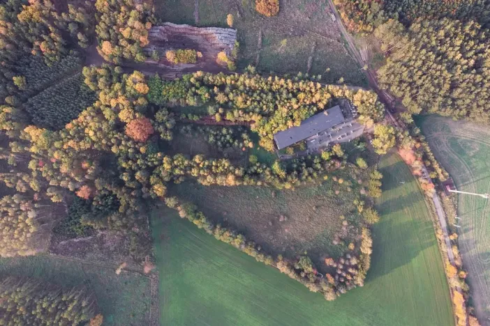 Prodej komerční, Pernarec, 2000 m2