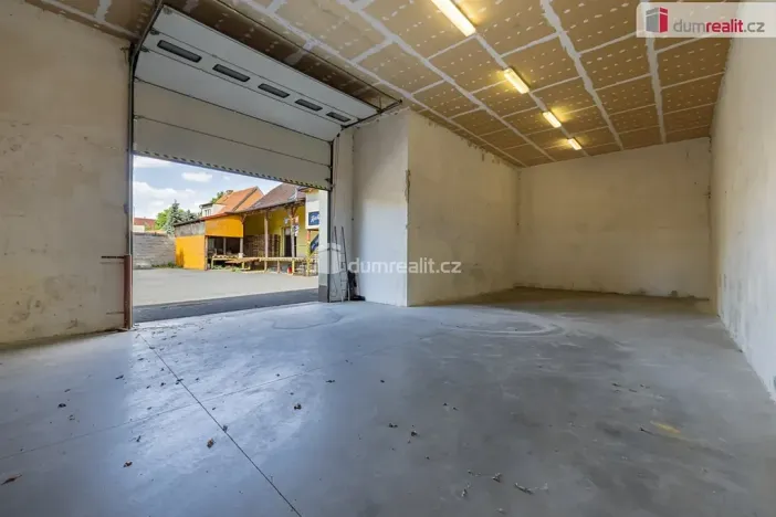 Pronájem výrobních prostor, Doksy, Václ. Plecitého, 4300 m2