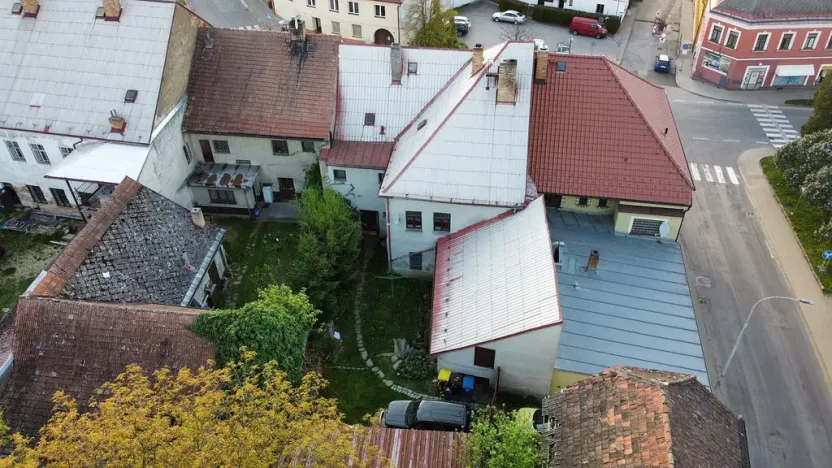 Prodej rodinného domu, Mladá Vožice, Husovo náměstí, 264 m2