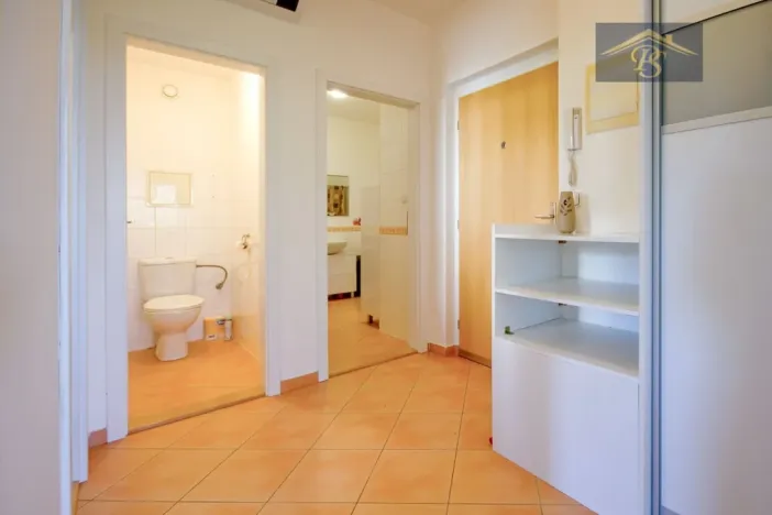 Pronájem bytu 3+kk, Praha - Strašnice, Názovská, 56 m2