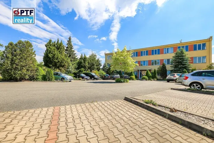 Pronájem kanceláře, Plzeň, Na Roudné, 31 m2