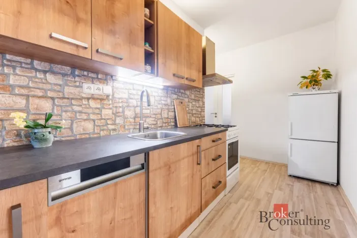 Prodej bytu 2+kk, Brno - Bystrc, Laštůvkova, 39 m2