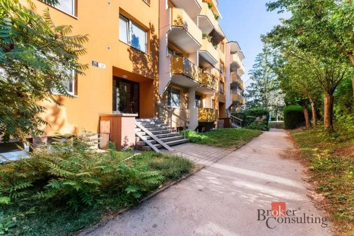 Prodej bytu 2+kk, Brno - Bystrc, Laštůvkova, 39 m2