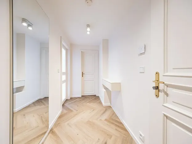 Pronájem bytu 2+kk, Praha - Vinohrady, Sázavská, 43 m2