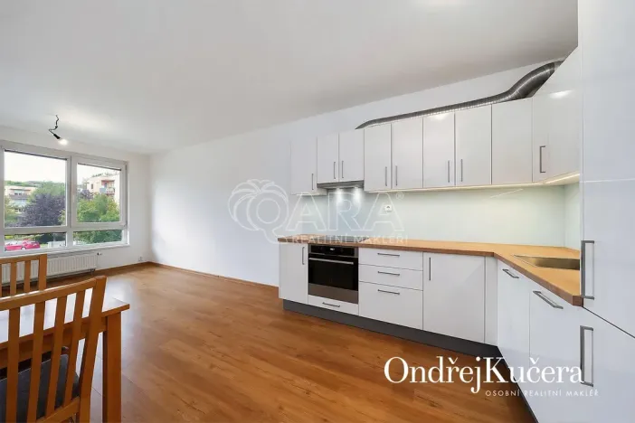 Prodej bytu 2+kk, Praha - Čakovice, Marty Krásové, 48 m2