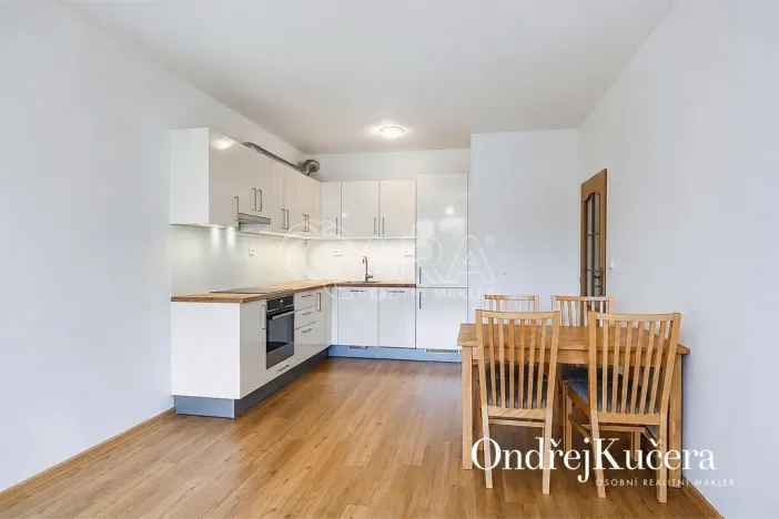 Prodej bytu 2+kk, Praha - Čakovice, Marty Krásové, 48 m2