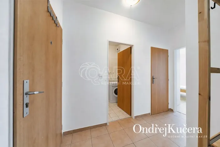 Prodej bytu 2+kk, Praha - Čakovice, Marty Krásové, 48 m2