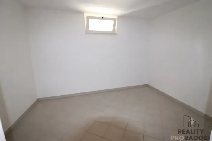 Prodej bytu 3+kk, Via Giovanni Segantini,Villa Rosa,, 71 m2